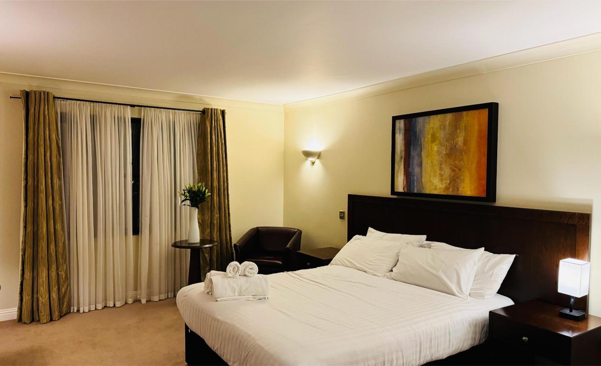 Hustyns Hotel Saint Wenn Esterno foto
