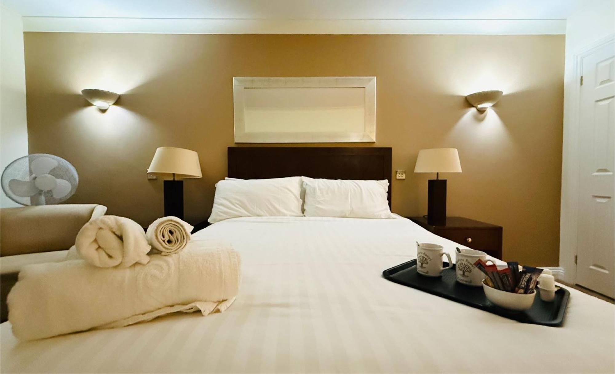 Hustyns Hotel Saint Wenn Esterno foto
