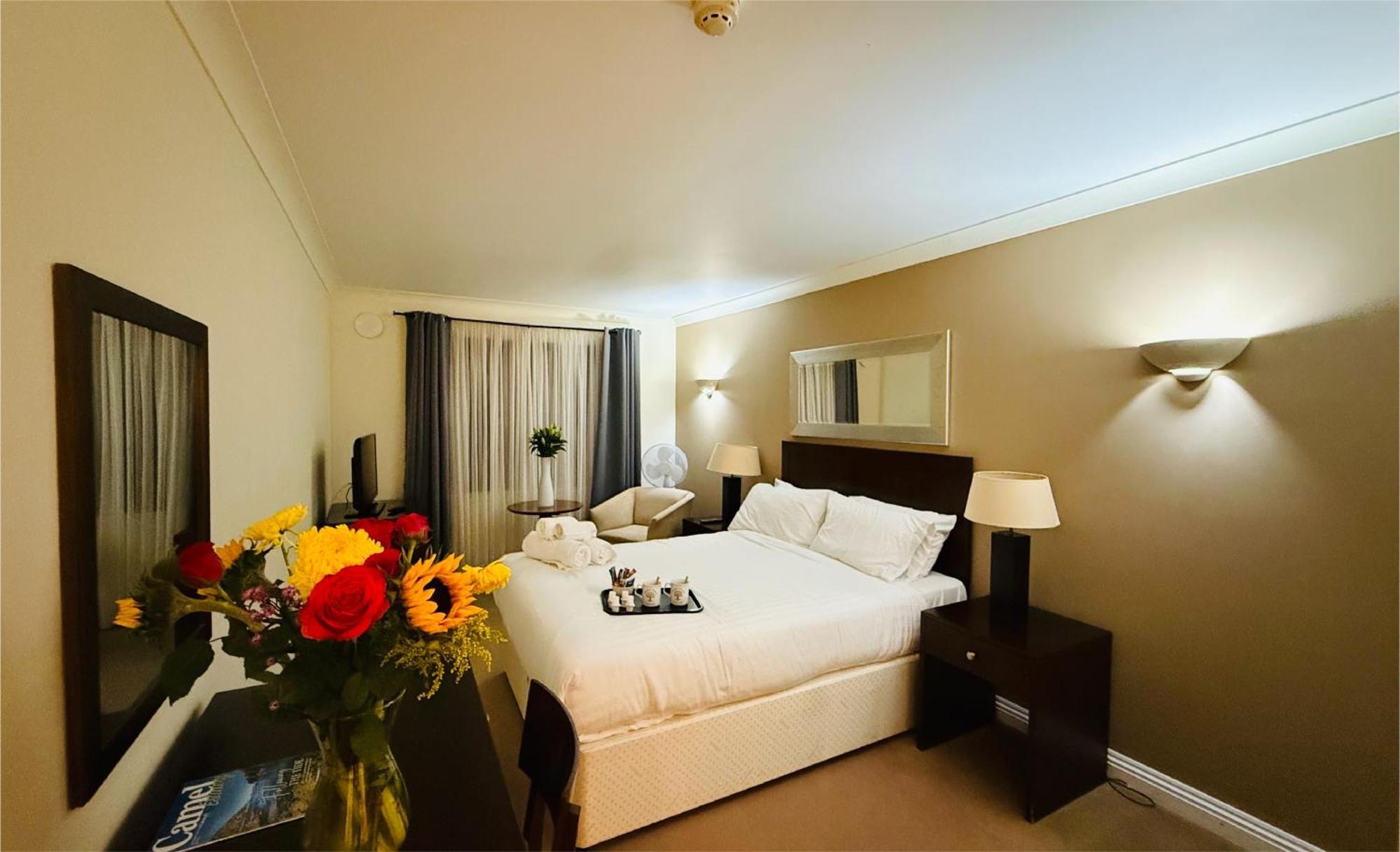 Hustyns Hotel Saint Wenn Esterno foto