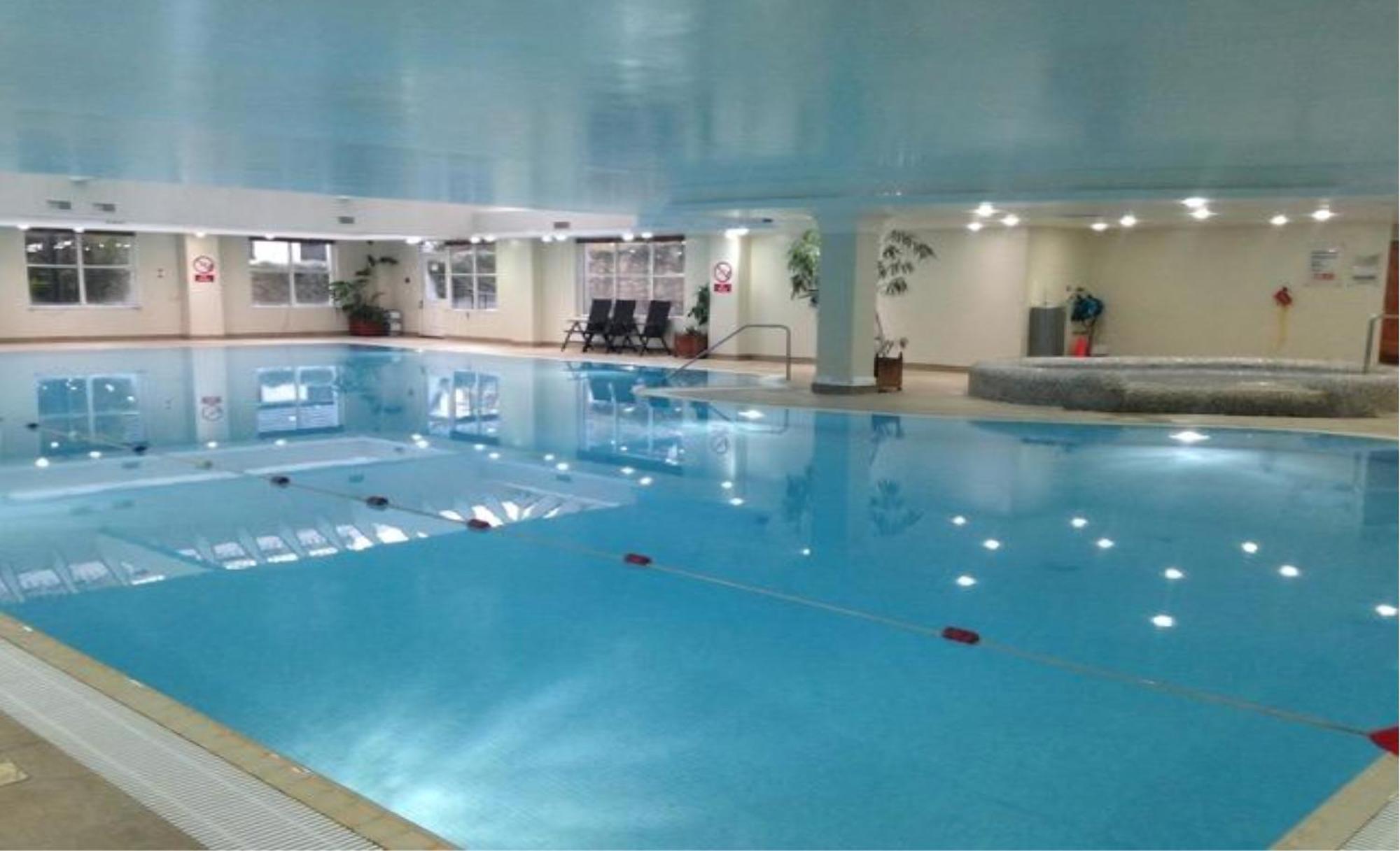 Hustyns Hotel Saint Wenn Esterno foto